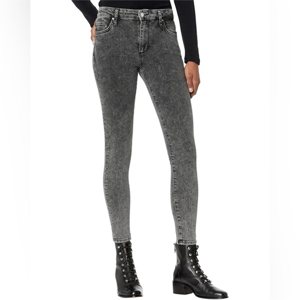 NWT AG Farrah Skinny Jeans 25 Identity
